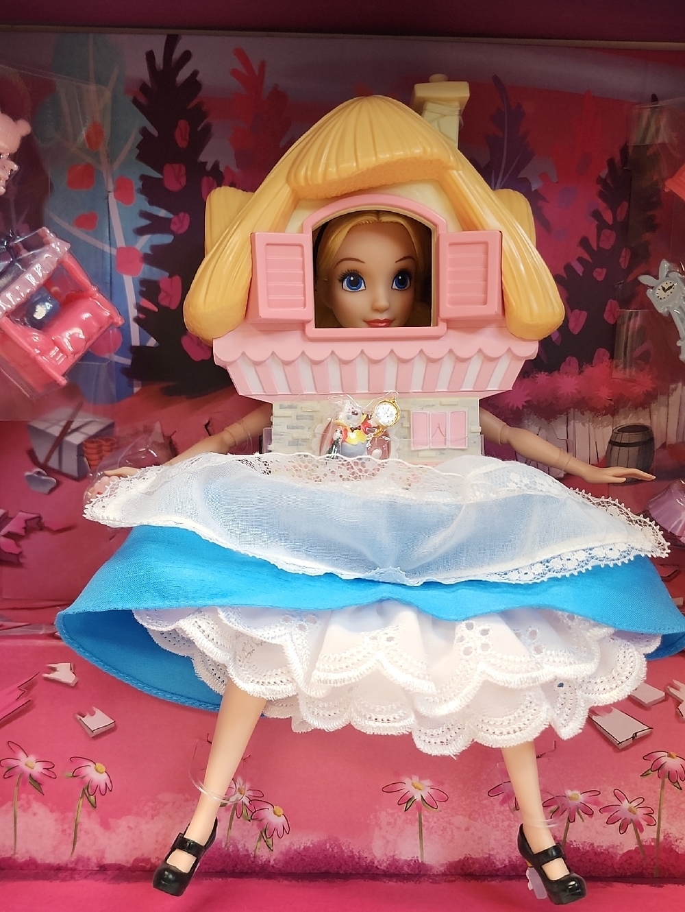 NRFB Disney Collector Alice in Wonderland Doll 2022 Limited Edition 17” NIB